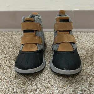 Sorel OUT N ABOUT Strap Kids Waterproof Boot